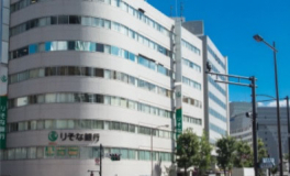 オフィスビル外観