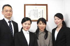 スタッフ集合写真